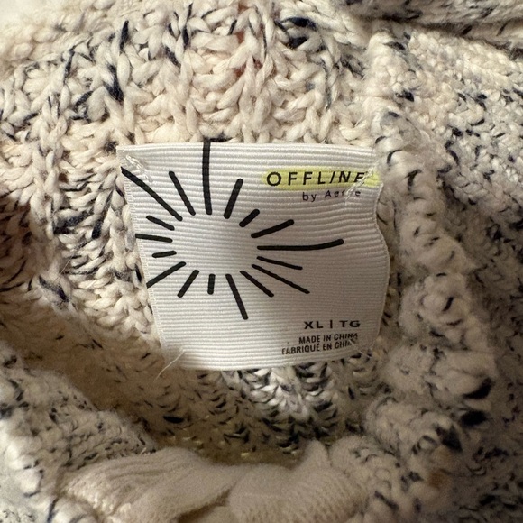 Offline by Aerie Chillside Quarter Zip Sweater - Picture 5 of 6